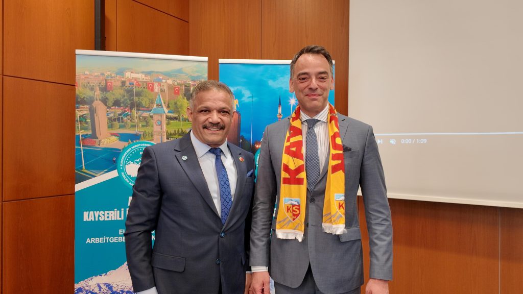Kayseri’nin girişimci ruhu Avrupa'da AKİB ile güç kazanıyor 13 AKIB 9