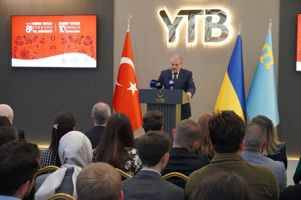 YTB, Kırım Tatar Gençlik Kurultayı'na ev sahipliği yaptı 14 YTB Denis Zolotarov