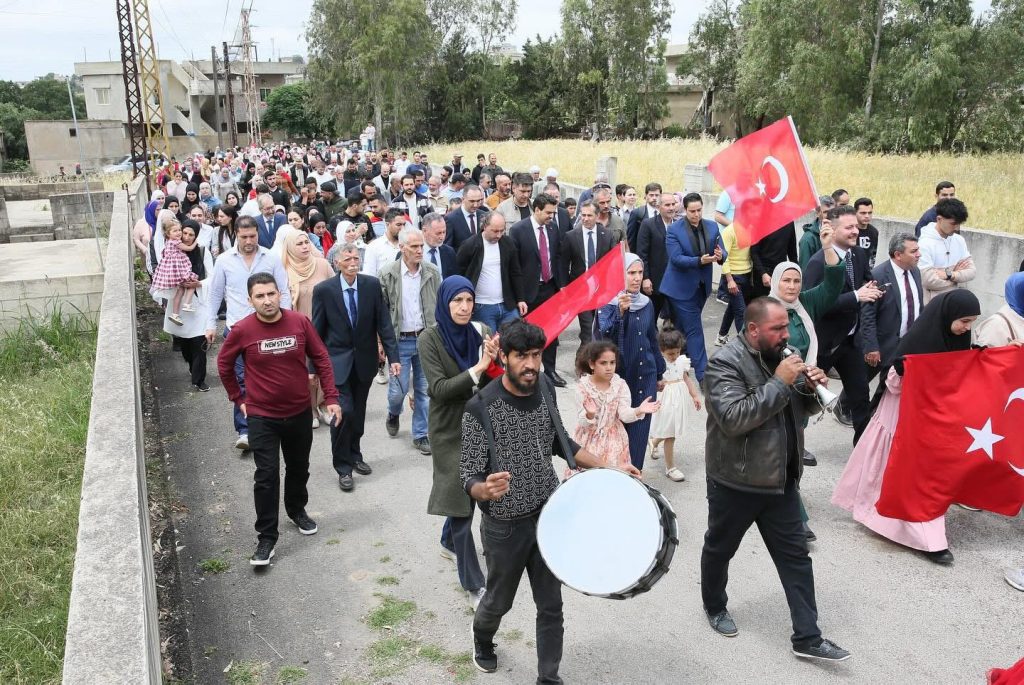 YTB Başkanı Eren, Lübnan’daki Türkmen köylerinde sevgiyle karşılandı 11 YTB Lubnan Ziyaret4