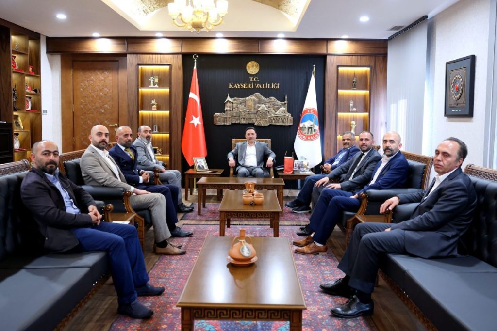 Kayseri protokolünden ve iş dünyasından AKİB’e tam destek 14 akib destek6