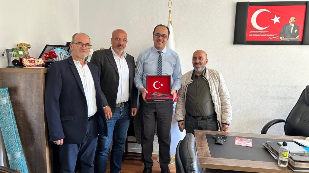 Witten DİTİB heyetinden Başkonsolos Aydın'a ziyaret 8 essen ziyaret
