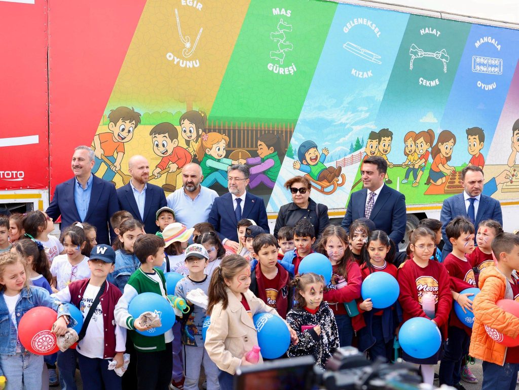 Geleneksel Oyunlar Tırı deprem bölgesi yolunda 1 geleneksel oyunlartiri 1