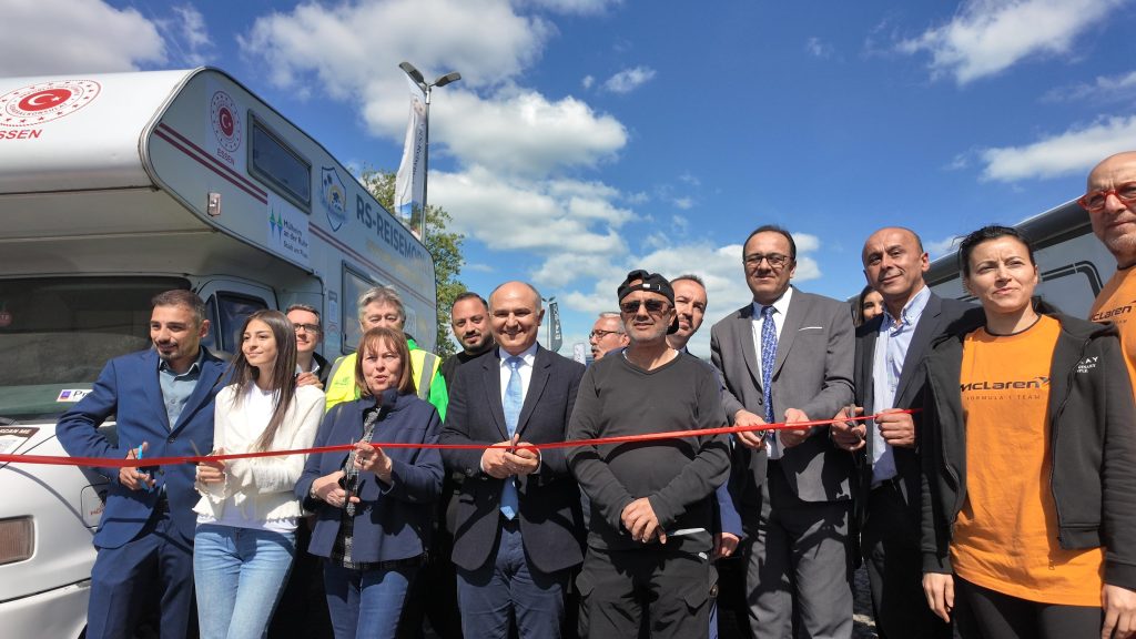 İpekyolu Rallisi, 13 ülkeye uzanacak yolculuk için start aldı 8 ipekyonu ralli8