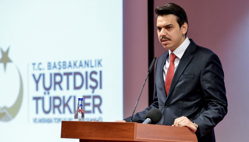 Yurt dışı Türkler konusunda YTB Başkanı Abdullan Eren önemli bilgiler verdi 10 Abdullah Eren.1jpg