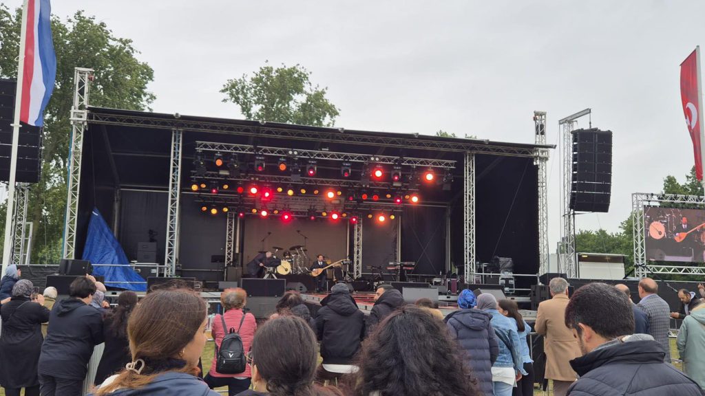 Zuiderpark’ta Turquoise Türk Günü Festivali coşkusu 8 DenHaag festival 5