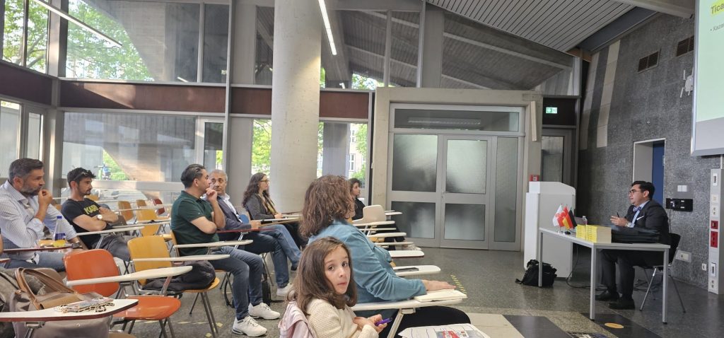 Avrupa’da Türk dijital girişimciler yükseliyor: Köln’de anlamlı buluşma 1 konl uni seminer1