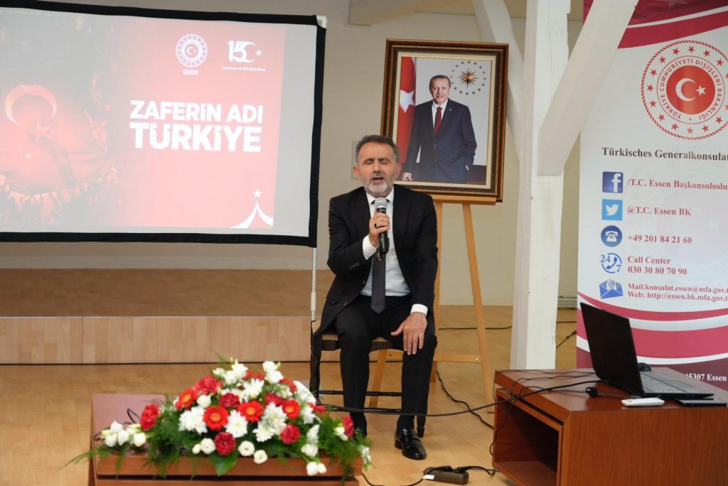 Başkonsolos Aydın: “40 yıllık plan 15 Temmuz’da bozguna uğradı” 11 essen 15Temmuz 6