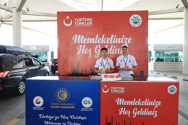 Gurbetçilerin Sıcak Karşılama Anı