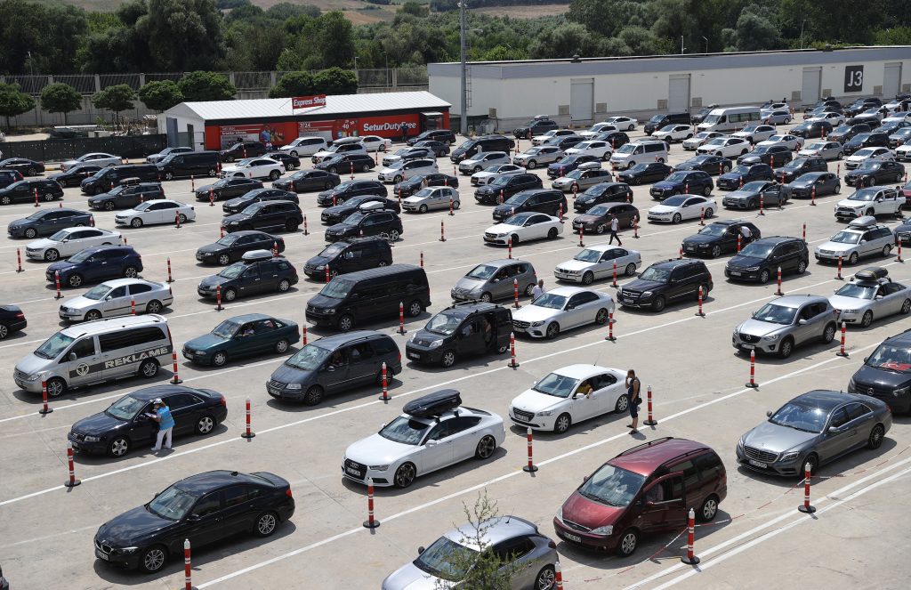 Kapıkule’de duygusal anlar: Yıllık izin yolculuğu başladı 11 kapikule3
