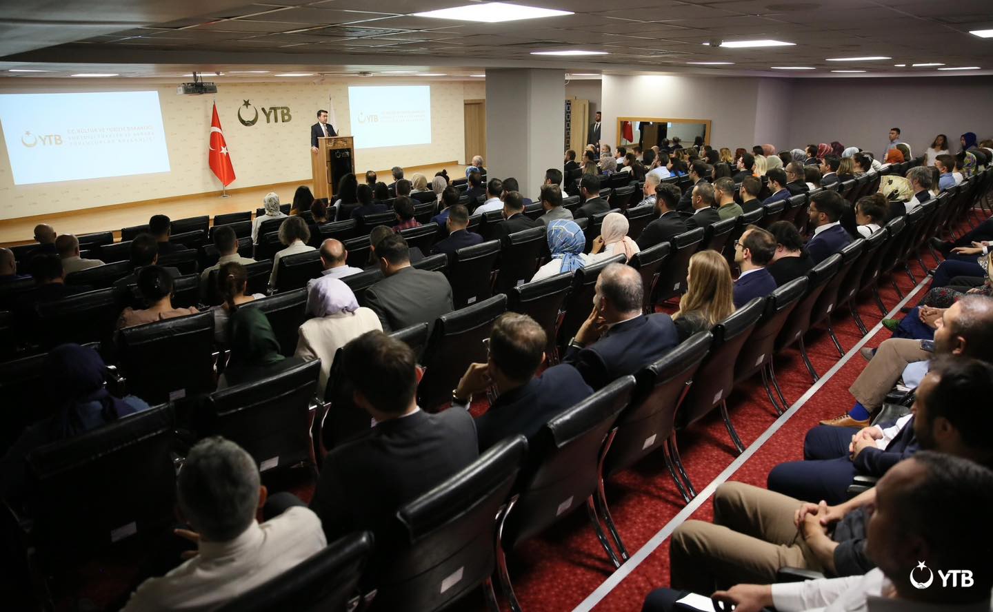 YTB Başkanı, personel toplantısında