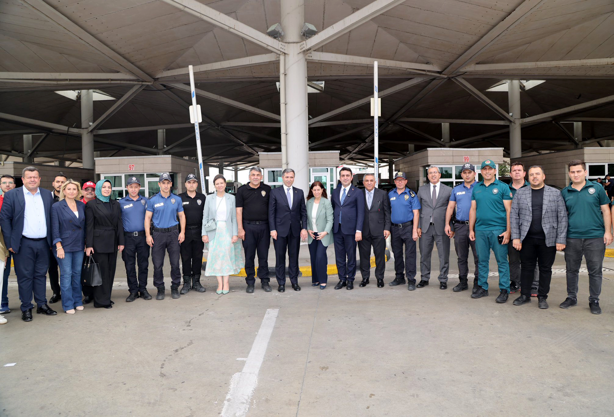 Sırakaya Kapıkule'de Türk vatandaşlarıyla