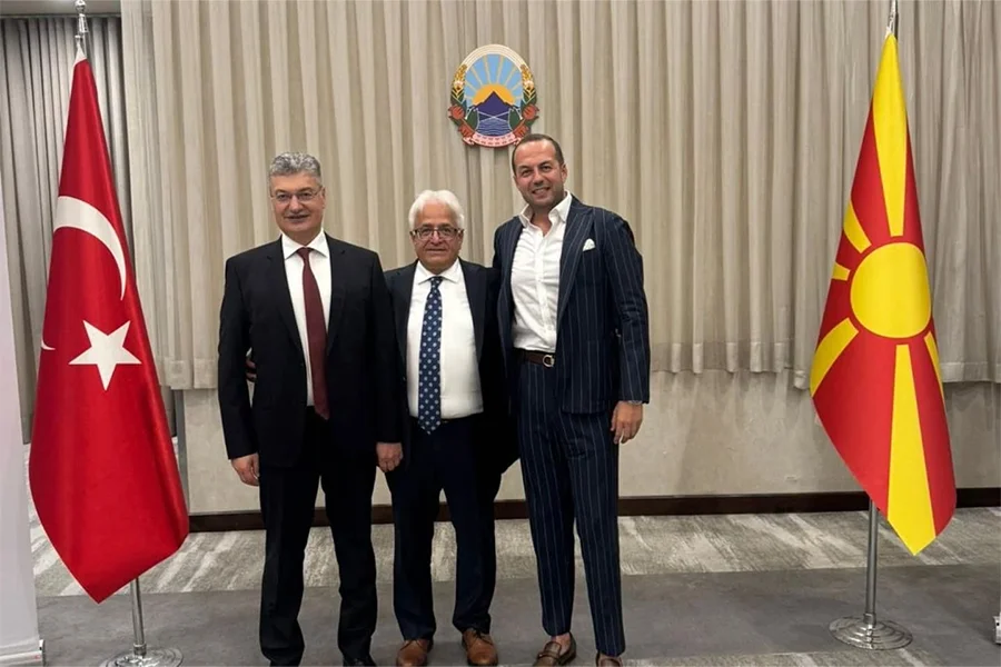 Kuzey Makedonya’nın bağımsızlık günü etkinliğine katılanlar