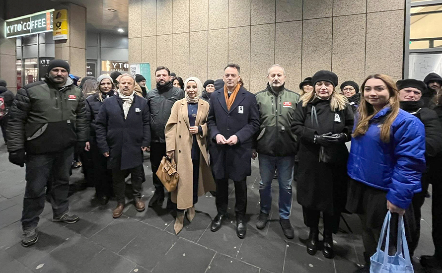 6 Şubat Depremi için Düsseldorf’ta anlamlı anma