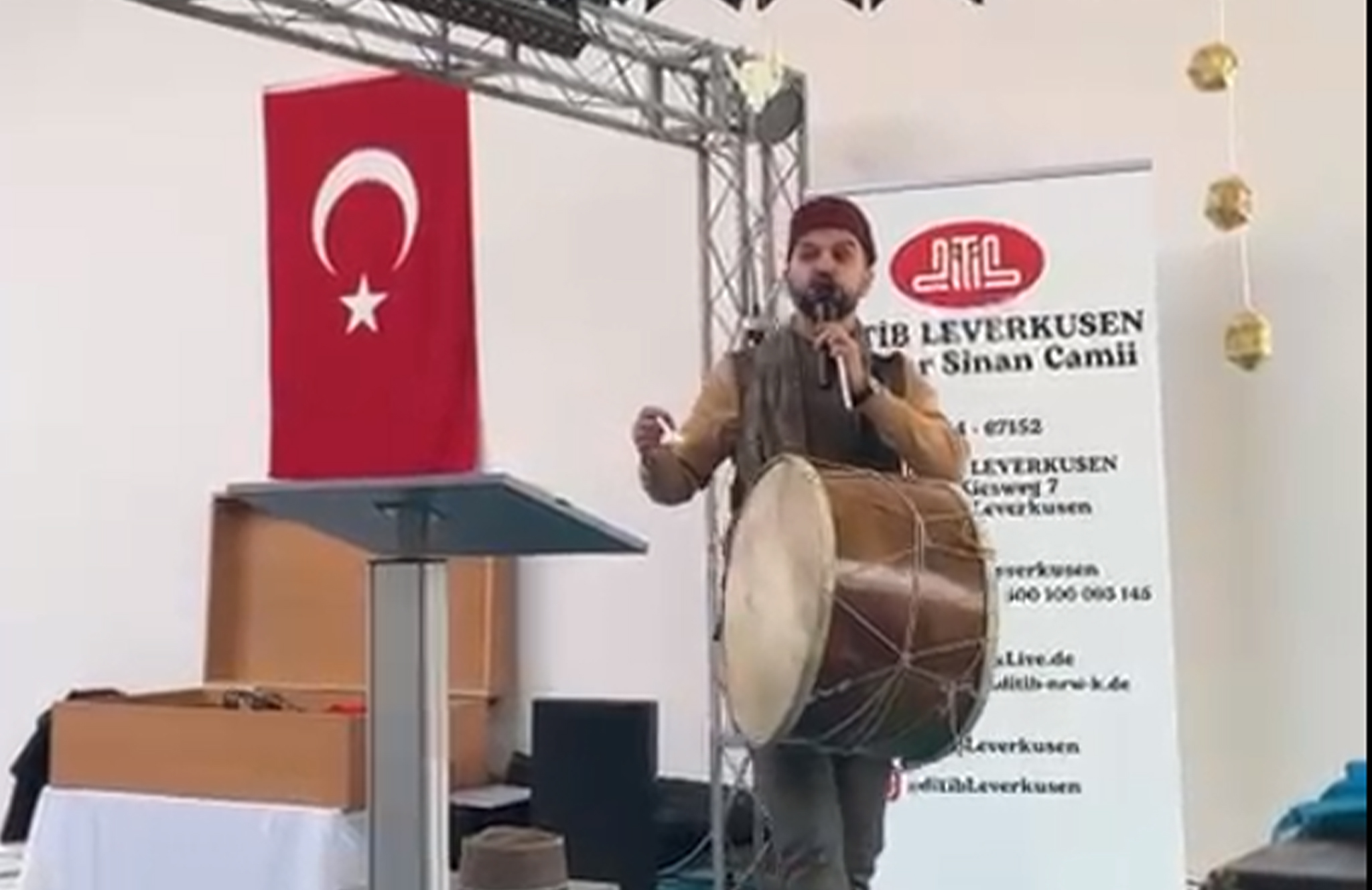 Leverkusen’de Camii'nde çocuklara 