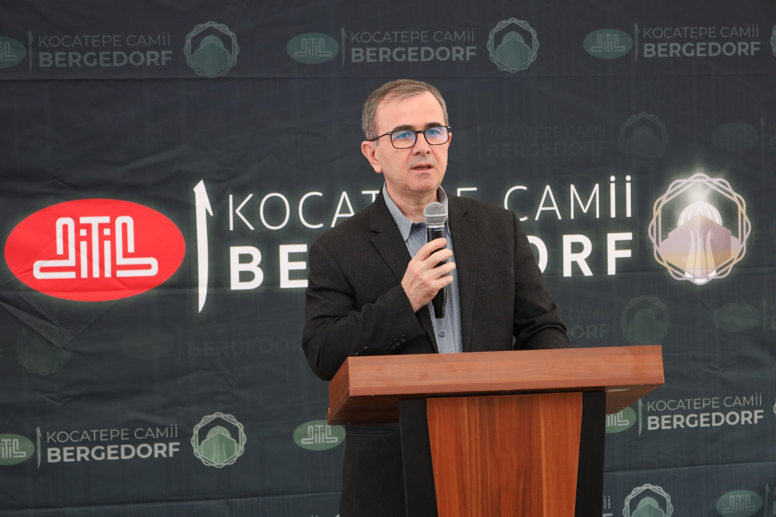Bergedorf Kocatepe Camii’nde 40. yıl kültür şöleni başladı