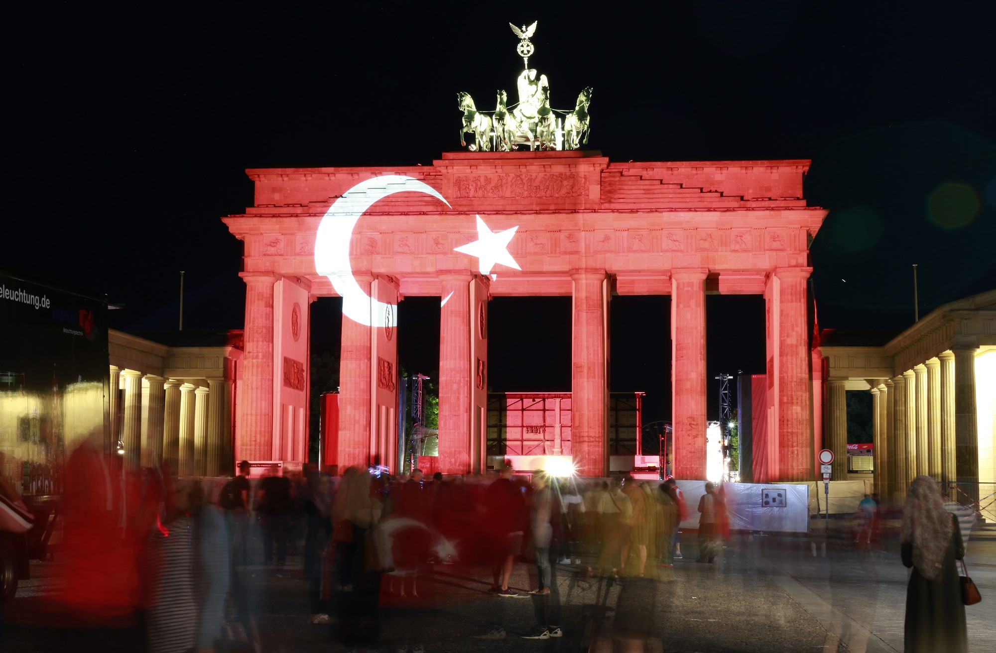 Almanya'da Türkleri etkileyen 10 önemli reform yürürlüğe girdi