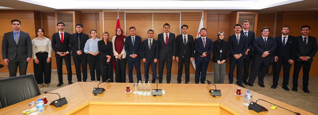 TİKA Başkanı Eren, yeni uzman yardımcılarıyla misyon paylaşımında bulundu