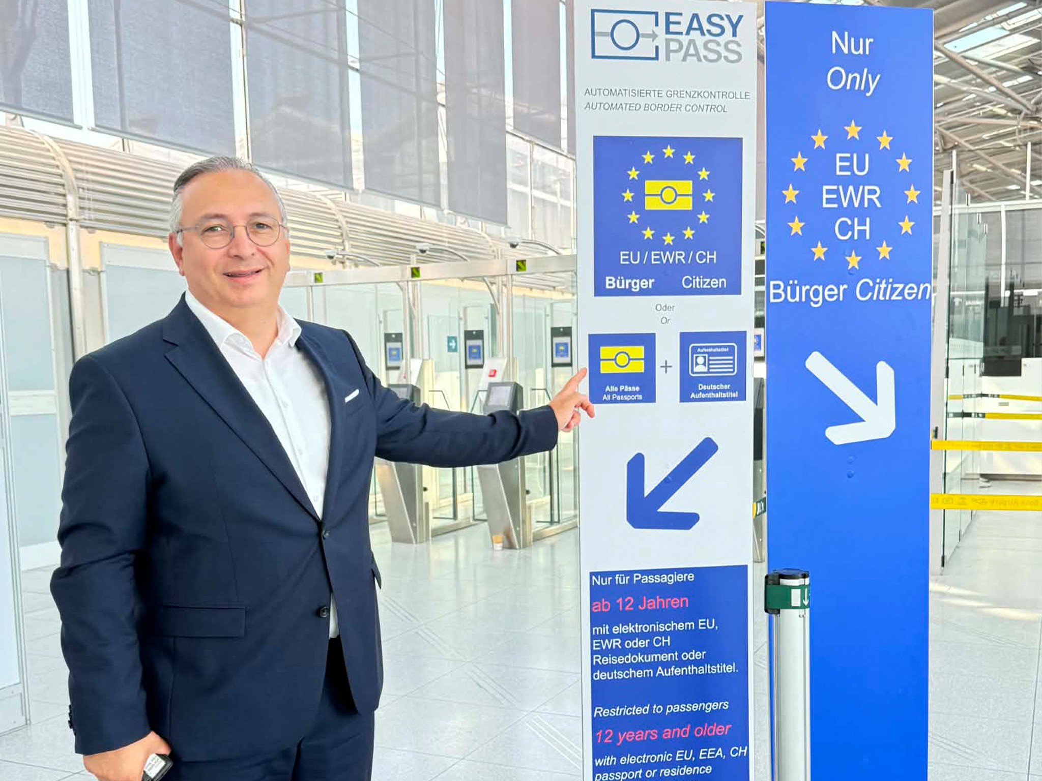 Köln/Bonn Havalimanı'nda Türk yolcular için otomatik sınır kontrolü imkanı