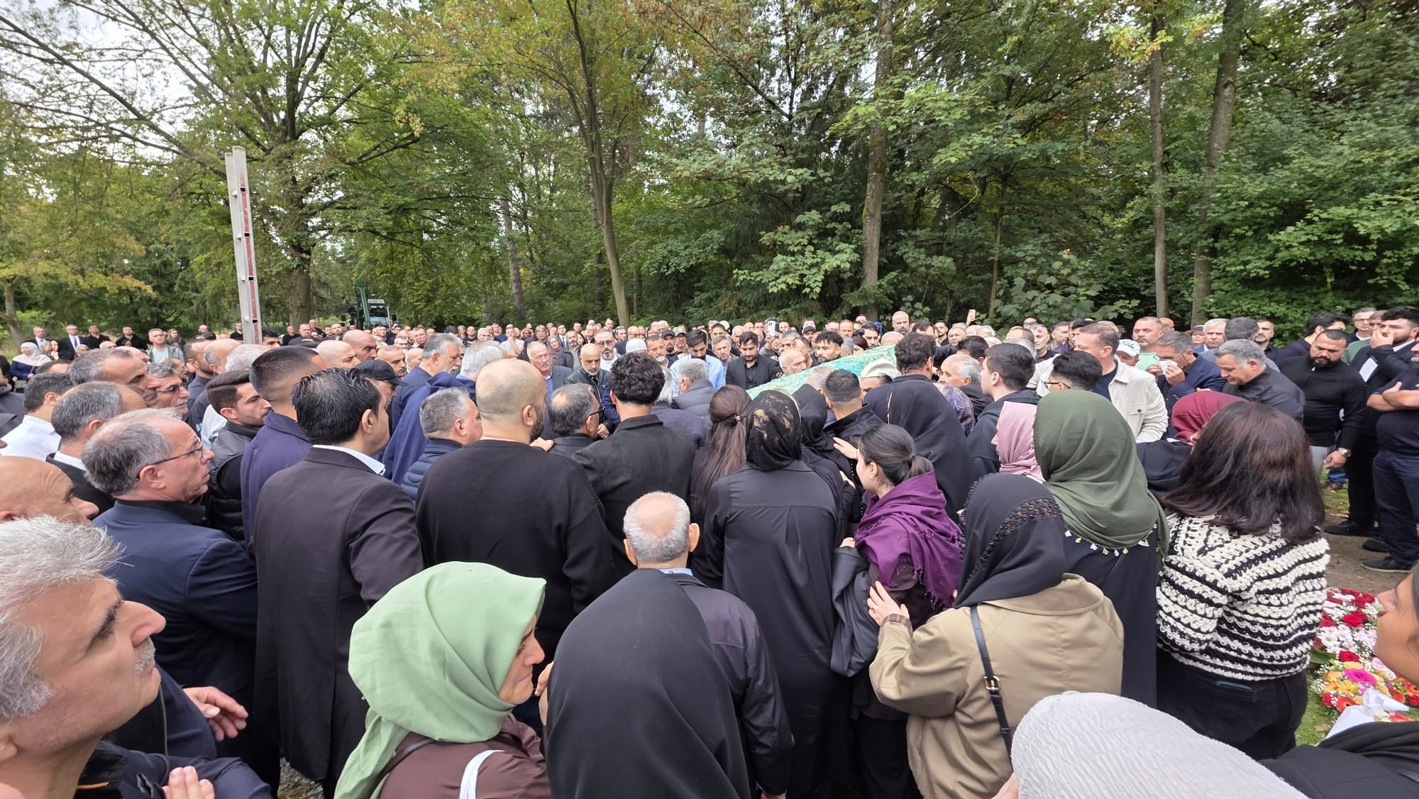 Köln'de iskele sektörünün saygın figürü Ali Tokuş son yolculuğuna uğurlandı